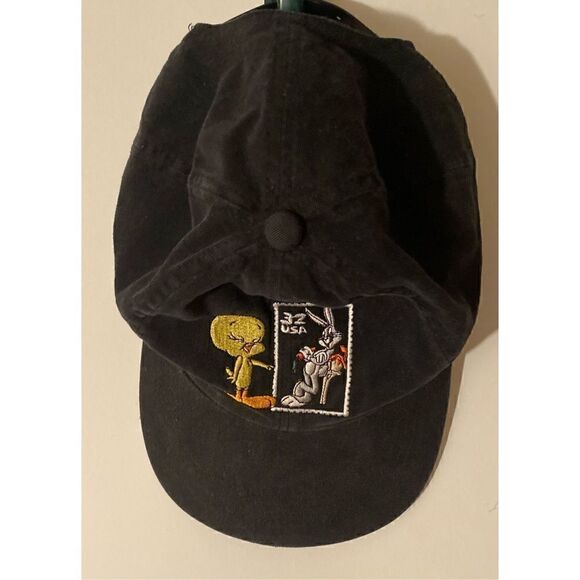 Looney Tunes Stamp Collection vintage 1997 Tweetie bird & Bugs Bunny Hat - Picture 3 of 8